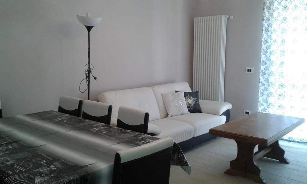Azalea Apartman Canazei Szoba fotó